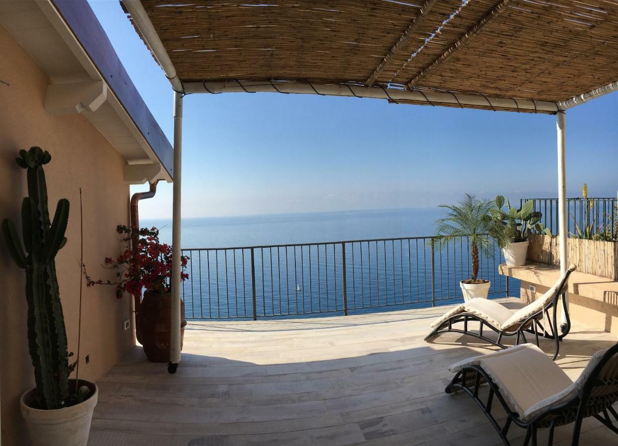 House In Grimaldi. Spectacular View Over The French Riviera! Grimaldi  Buitenkant foto