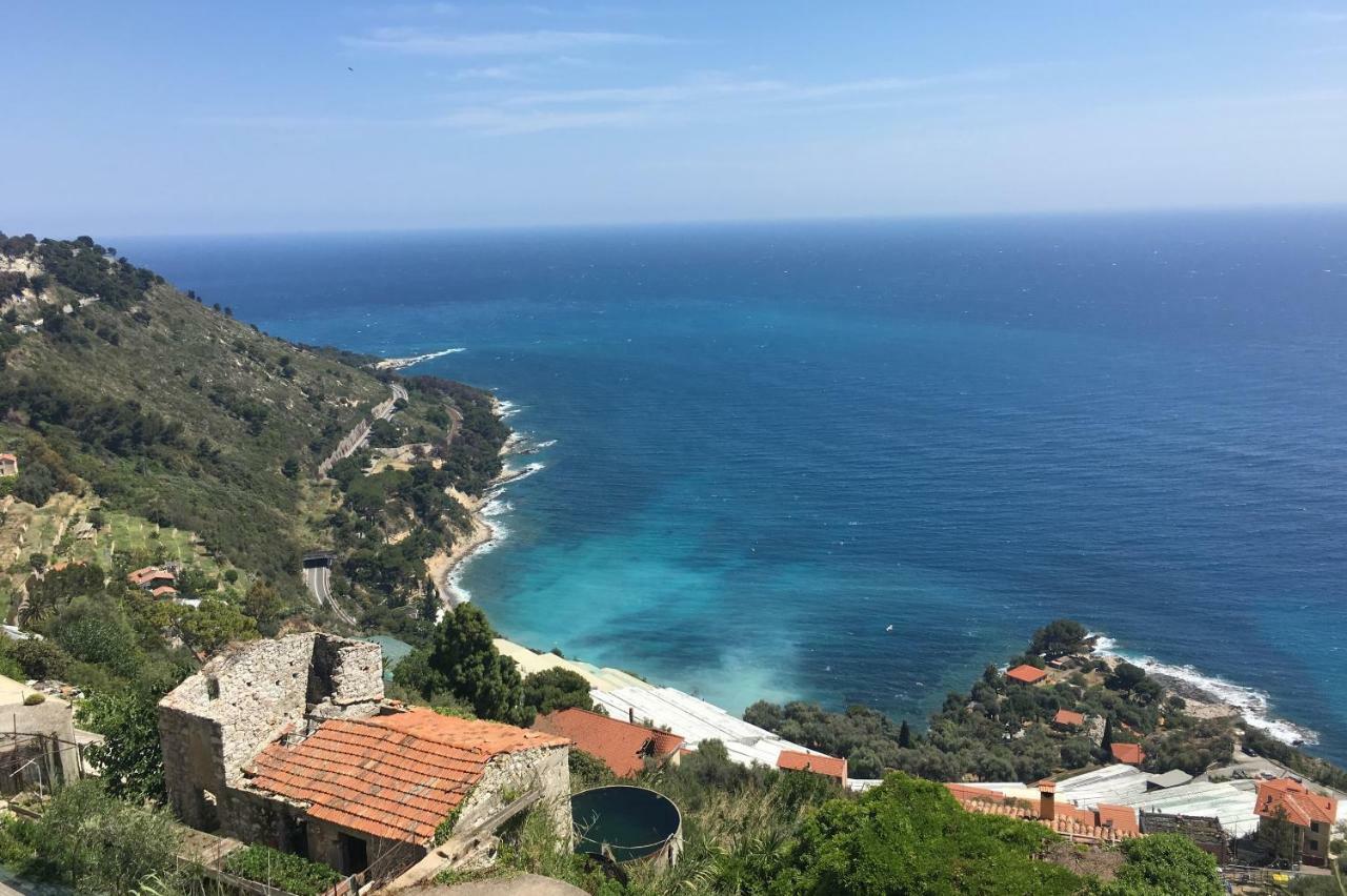 House In Grimaldi. Spectacular View Over The French Riviera! Grimaldi  Buitenkant foto